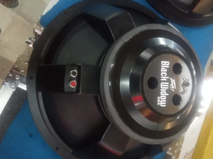 Komponen Speaker Peavey Black Widow 18 Inch 18052 Lazada Indonesia