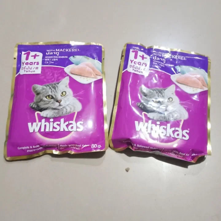 whiskas sachet adult makarel 80gr makanan basah kucing whiskas 